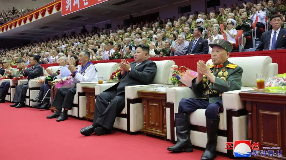 Coreea de Nord promite ”distrugerea totală” a inamicului. Spectacol de propagandă extremă, în cinstea liderului suprem Kim Jong Un