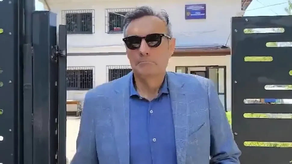 Oamenii sistemului, atac la judecătorul generalilor. Cine este jurnalistul care a făcut scut pentru Coldea și Dumbravă