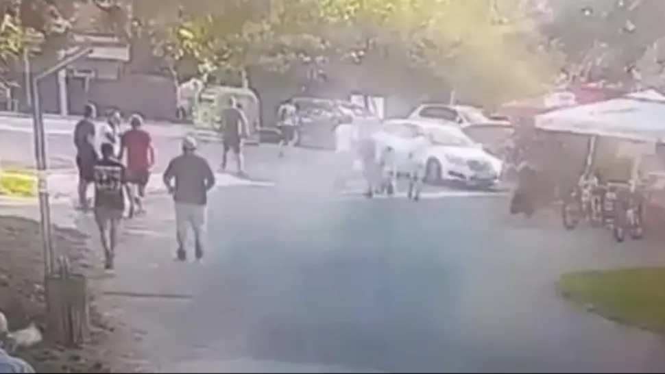 Au început AUDIERILE în cazul accidentului din Pantelimon. Minorul care a spulberat doi cobii, adus în cătușe la Parchet