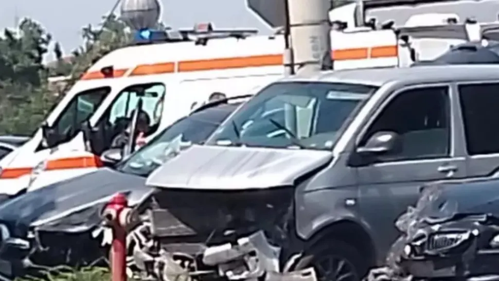 Un bărbat a făcut INFARCT după ce și-a văzut rudele decedate într-un accident de mașină. Printre victime, și o fetiță de 3 ani