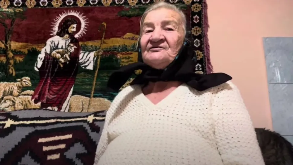 Bătrâna care a citit „Urzeala Tronurilor”. Cât de mult o pasionează cititul