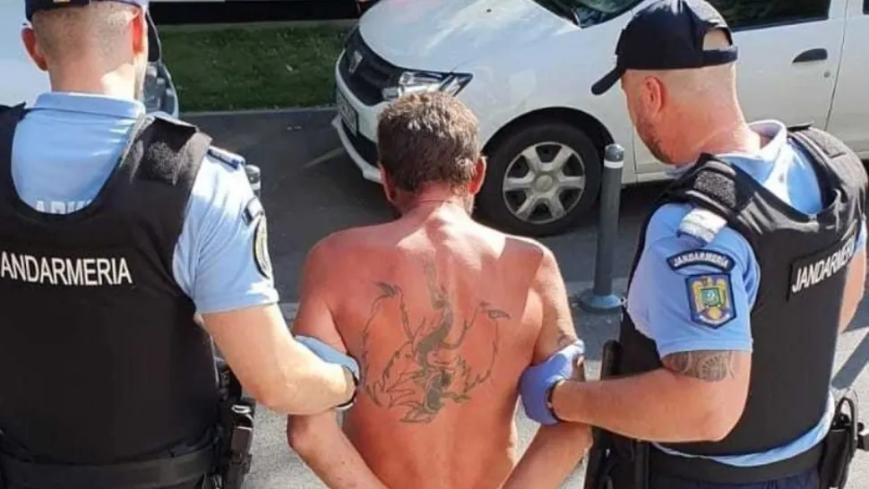 Incident lângă Ambasada Franţei din Bucureşti: un bărbat care avea foarfeci şi o şurubelniţă ameninţa trecătorii