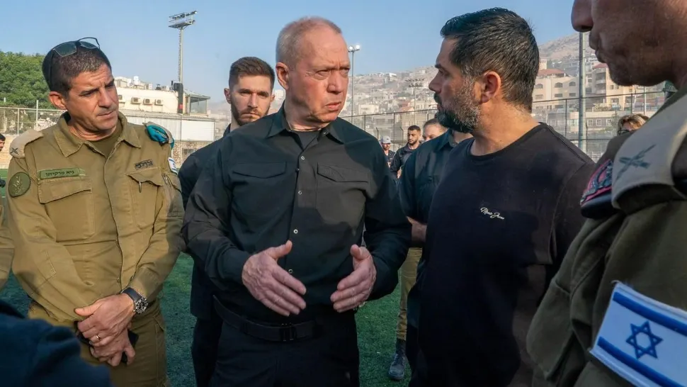 Israelul ar putea fi atacat în orice secundă. Ministrul israelian al Apărării avertizează Iranul şi Hezbollahul: „Ne forţează să facem daune semnificative”