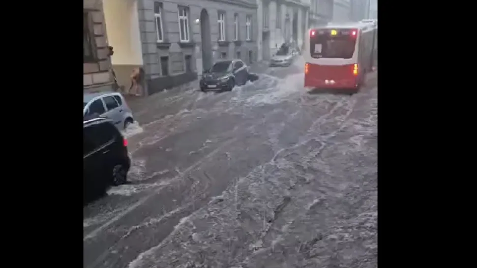 Austria sub ape. Capitala Viena și zonele de munte, inundate din cauza ploilor torențiale VIDEO