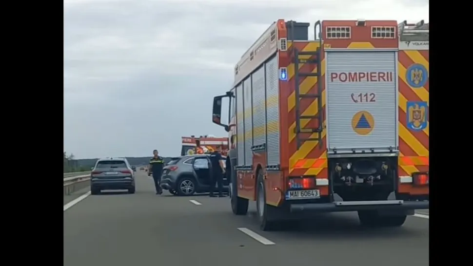 Circulație blocată pe Autostrada București-Ploiești. Un șofer cu SUV s-a izbit de parapetul de protecție VIDEO