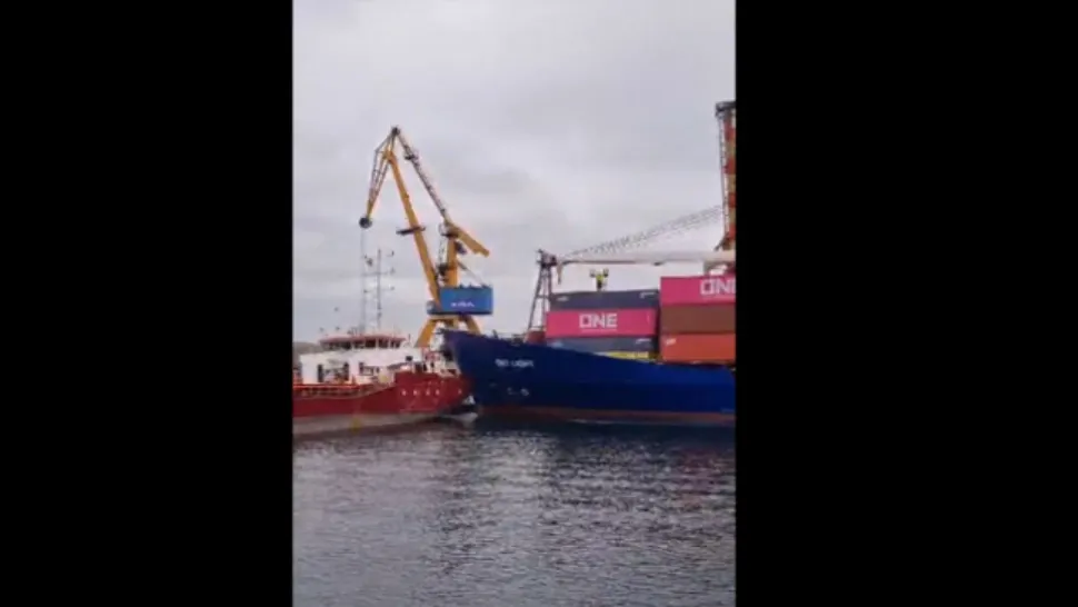 Incident grav în Portul Constanța. O navă a lovit alte două vapoare acostate - VIDEO