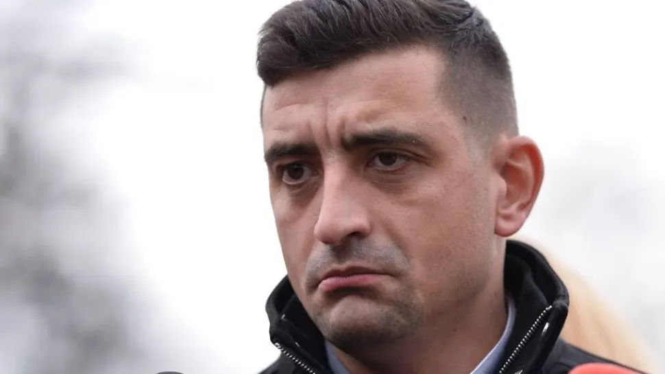 George Simion descinde la primăria condusă de șefa reziștilor: "Am venit cu cele mai bune intenții, nu să facem scandal" Imagini - LIVE 