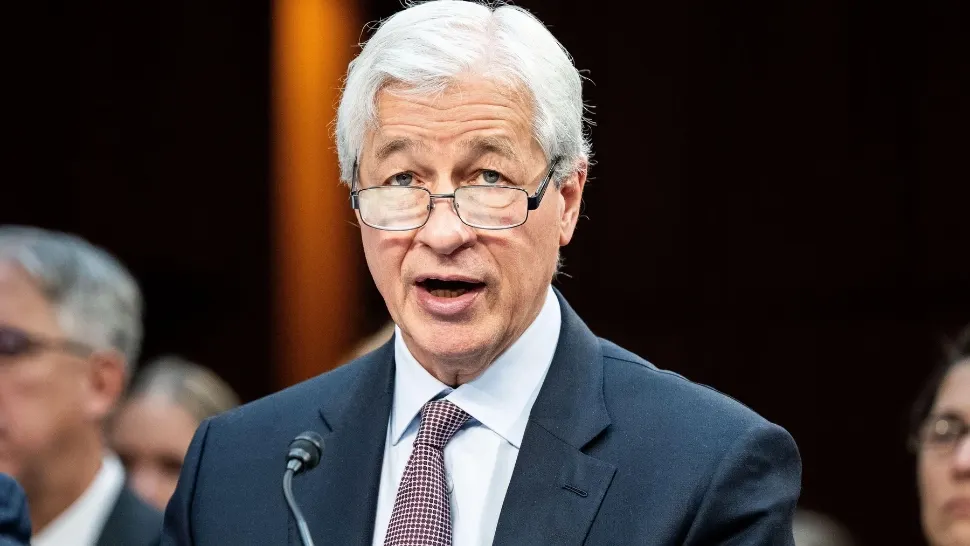Cel mai puternic bancher de pe Wall Street și teoria celor 3 țări care formează „axa răului”. Economia mondială, în pericol