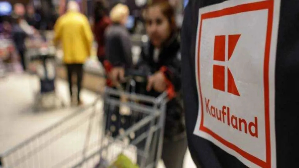 Alertă alimentară: Somon și creveți cu probleme la toate magazinele Kaufland din țară. Conțin o bacterie foarte periculoasă