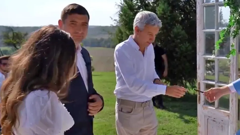 George Simion a luat micul dejun cu nașul Dan Diaconescu. Omul de televiziune e convins că finul va fi președinte - VIDEO