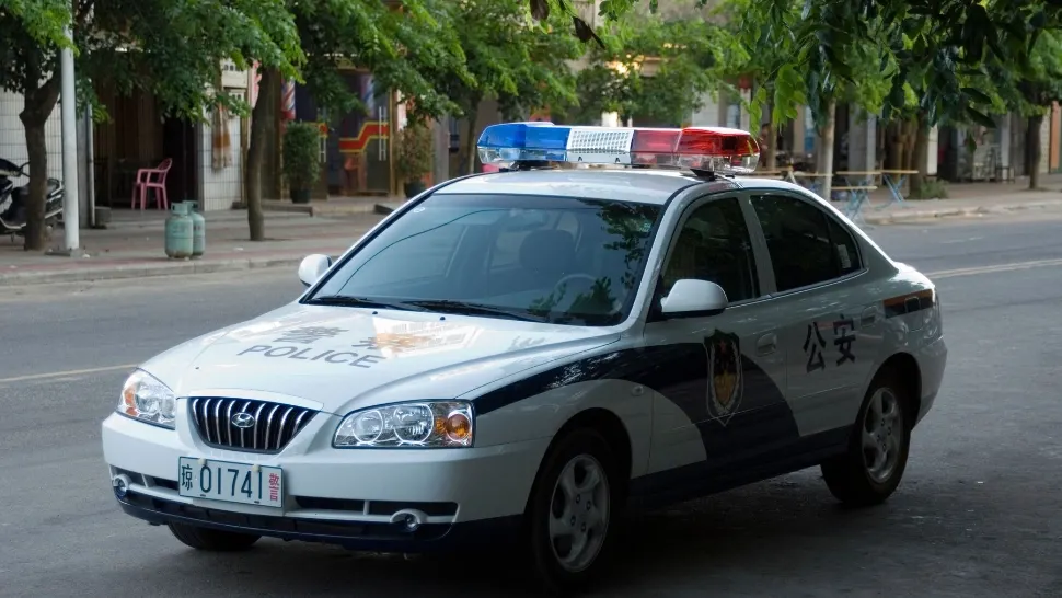 Atac sângeros într-o școală din China: 8 persoane au murit și 17 au fost rănite 
