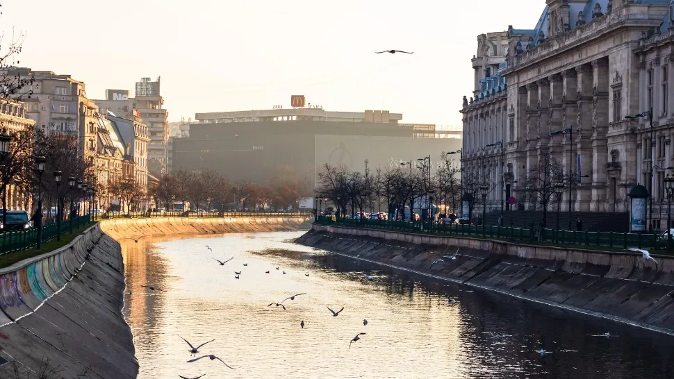 Final de decembrie cu temperaturi mai ridicate decât cele specifice acestei perioade din an. Cum va fi începutul lui ianuarie: prognoza ANM pe 4 săptămâni