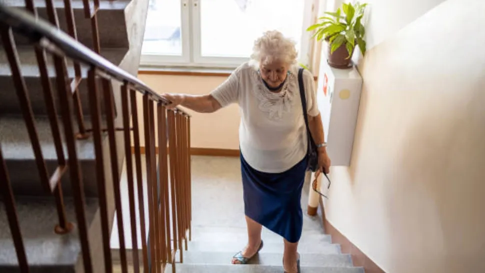 Primele semne de Alzheimer se văd atunci când urci scările. La ce trebuie să fii atent - semnalul de alarmă al doctorilor