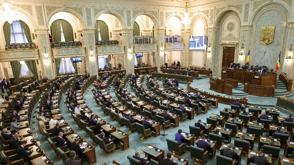 Proiect adoptat. Senat: Închisoare de la 3 la 10 ani pentru inițierea de organizații fasciste, legionare, rasiste sau xenofobe 