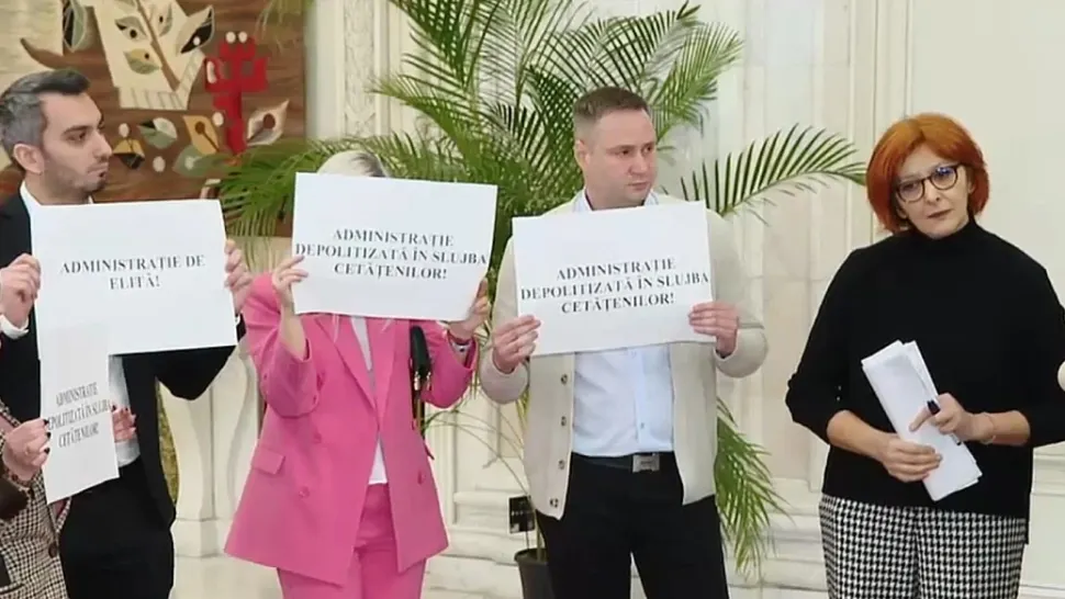 Bugetarii din Camera Deputaților protestează: „Avem salarii mici, de doar 6000 de lei!”