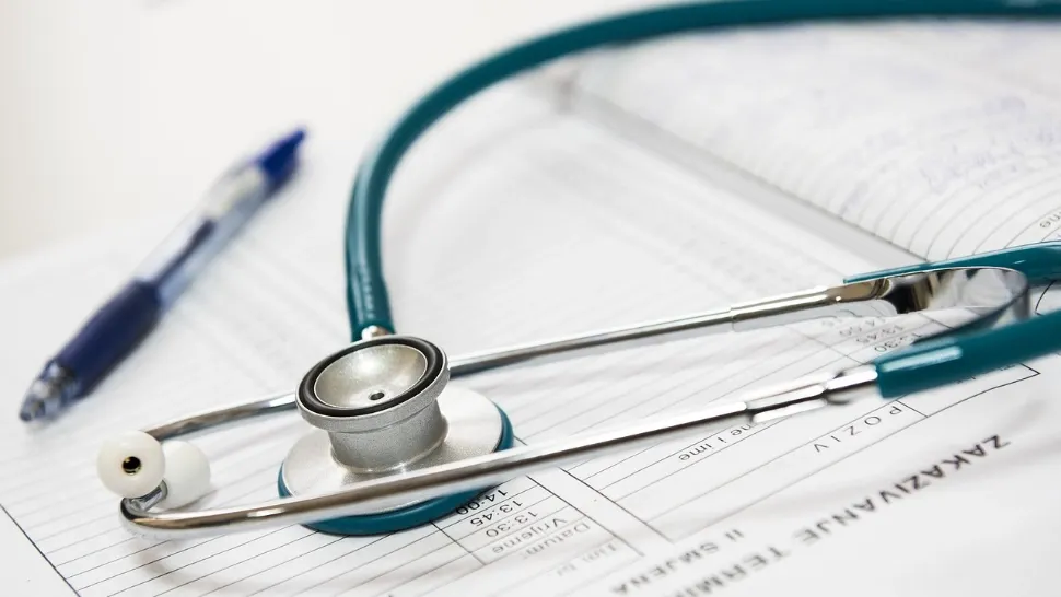 Ciolacu, ironizat după publicarea clasamentului privind concediile medicale din 2024:  "Nici vorbă de tuse și junghi. Cine crede că pacienții mint, este cinic"