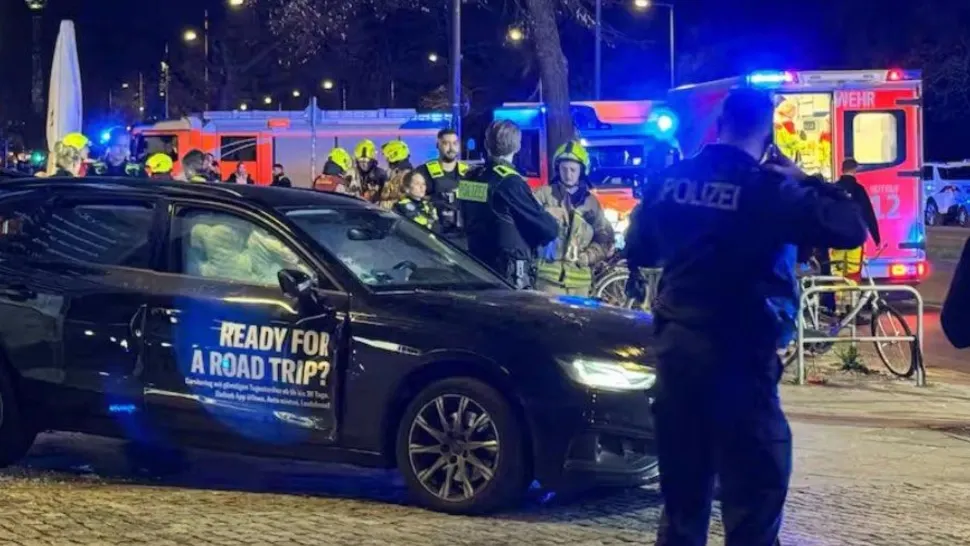 Incident cu victime în masă, la Berlin: o mașină a intrat în plin în pietoni