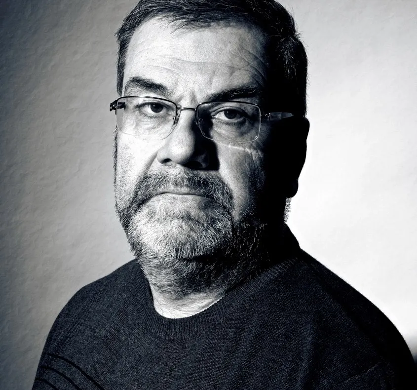 Doliu uriaș în cultură! Scriitorul și jurnalistul Bogdan Teodorescu a murit la vârsta de 61 de ani 