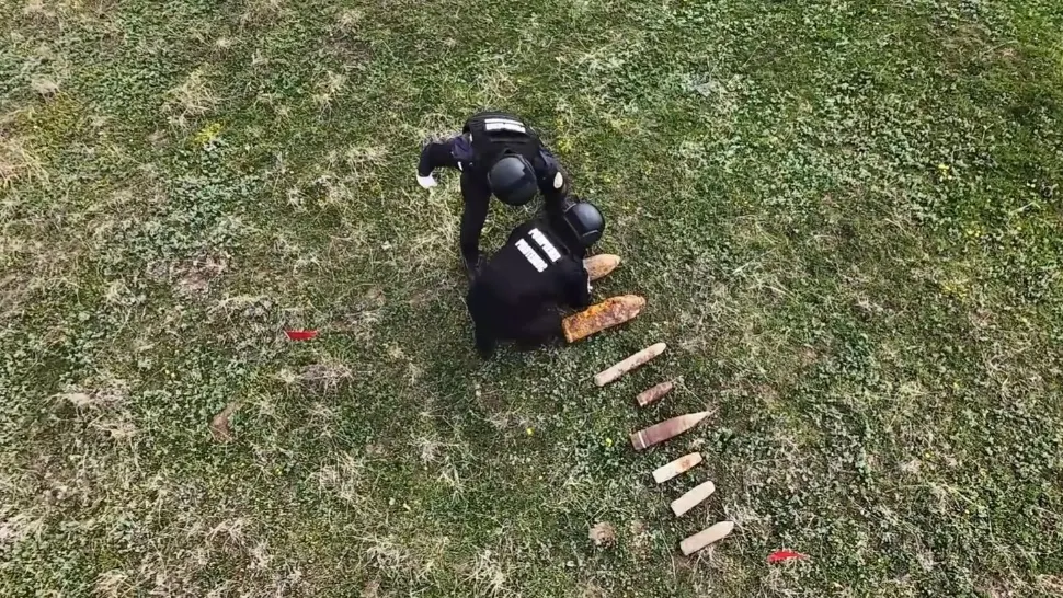 Bombă de aviație descoperită lângă un mall din Galați. A fost detonată de pirotehniștii ISU | VIDEO