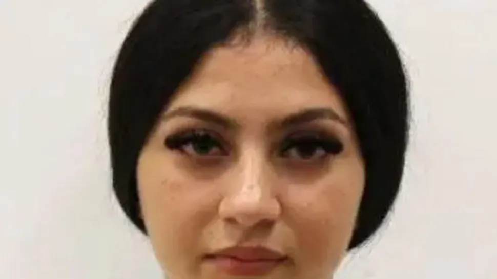Adolescentă de 15 ani, dispărută în Piatra-Neamț! Claudia Elena este de negăsit