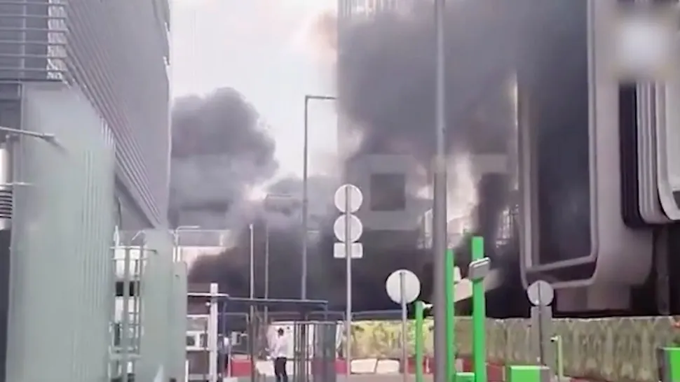 Alertă la Moscova: o mașină a explodat în parcarea unui mall 