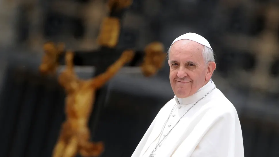 Cardinalii se întâlnesc, astăzi, după moartea Papei Francisc, pentru a planifica funeraliile