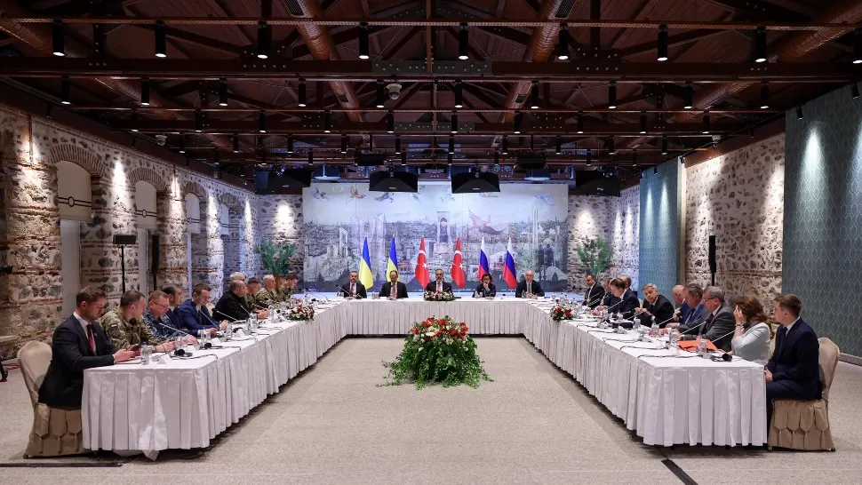 Negocieri pace Rusia-Ucraina. Cele 4 cerințe ale Kremlinului pentru a opri focul: dezvăluiri incendiare din spatele ușilor închise