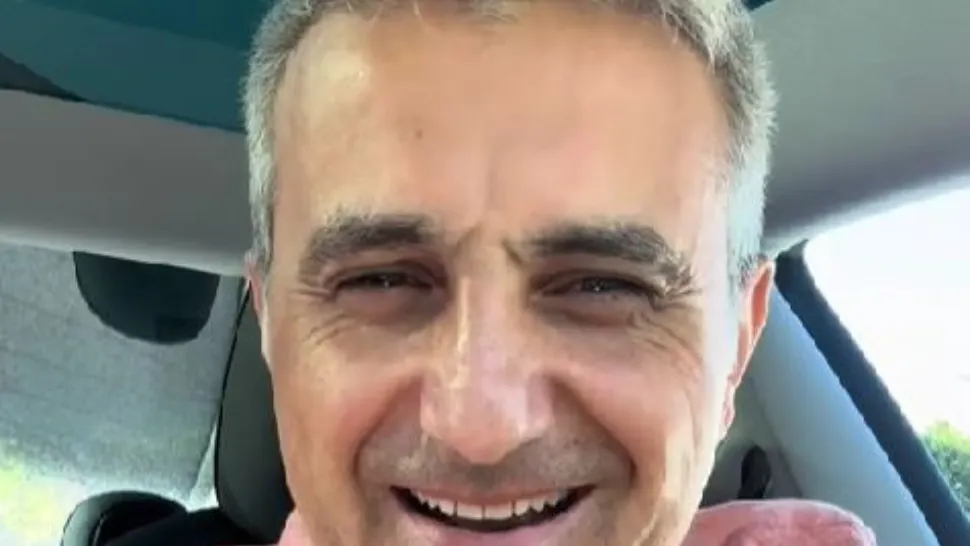 Robert Turcescu „s-a răcorit” după ce a votat. Mesajul jurnalistului în ziua alegerilor prezidențiale - VIDEO