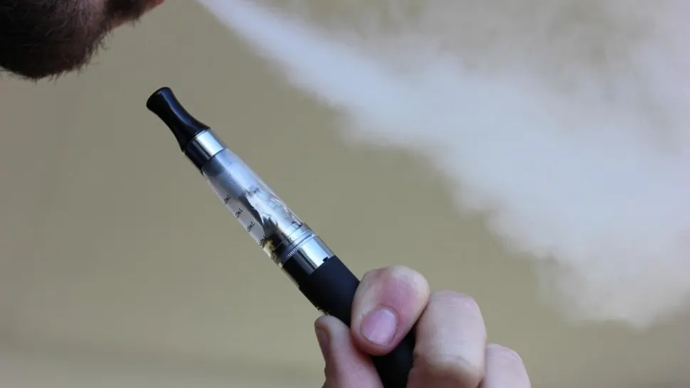 Ziua Mondială a Vapatului. Asociația Industriei de Vaping solicită recunoașterea oficială a vapatului în România