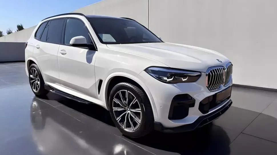 De ce BMW X5 rămâne un simbol pe drumurile din România (P)