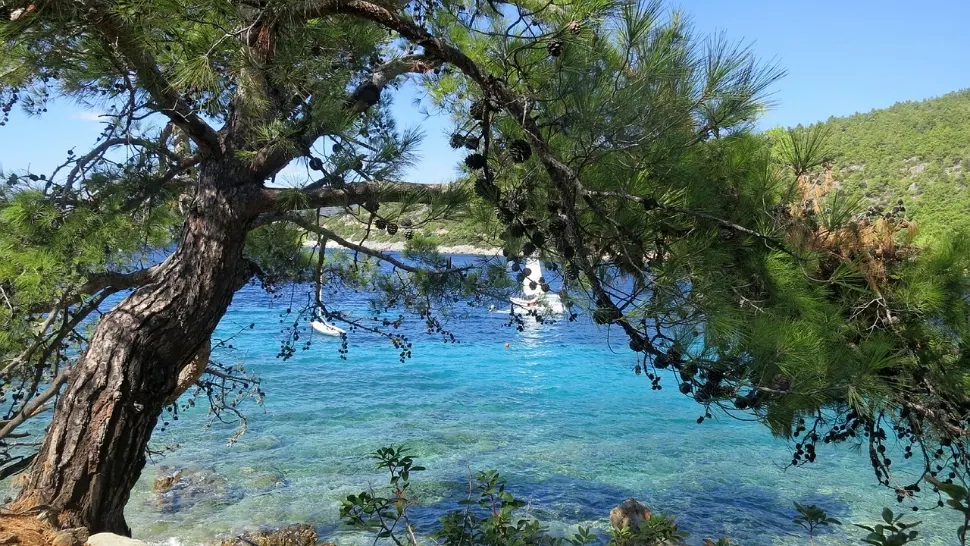 Criză majoră în turismul turcesc: peste 4.000 de hoteluri închise, mii de turiști rămași fără cazare