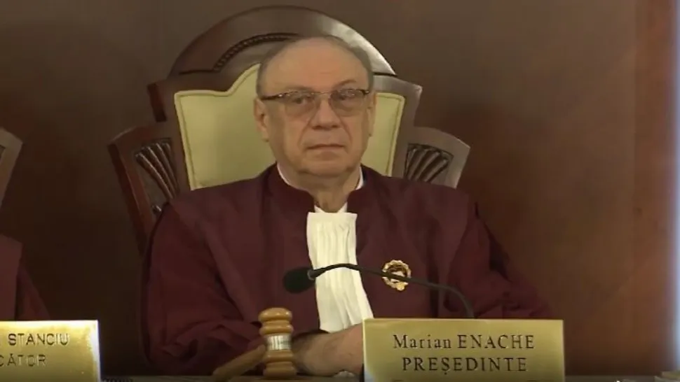 CULISELE STATULUI PARALEL. Aurelian Săvulescu, dezvăluiri-bombă despre relația dintre Ion Iliescu și fostul șef al CCR, Marian Enache: Îi datorează tot