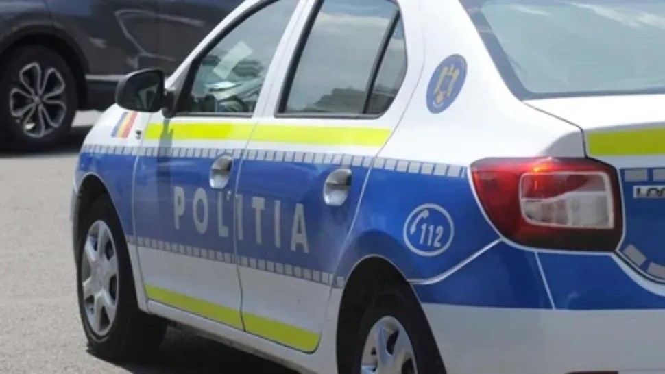 Alertă la Valu lui Traian: polițiștii au intervenit după ce un bărbat a încercat să convingă mai mulți copii să se urce în mașina lui, lângă un parc