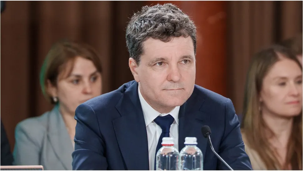 Nicușor Dan, permanent în concediu. Nici ca primar n-a ratat sub nicio formă vacanțele