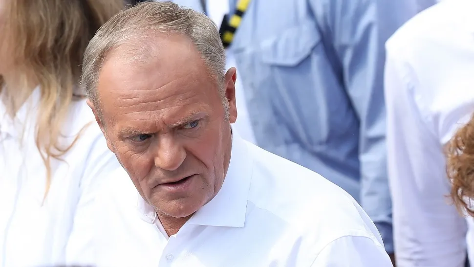 Se complică lucrurile în Polonia după victoria naționalistului Nawrocki. Premierul Donald Tusk va cere votul de încredere în parlament 
