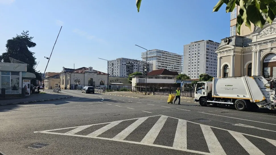 Situație aberantă, la Râmnicu Vâlcea: ROMPREST continuă să colecteze ILEGAL deșeurile - FOTO