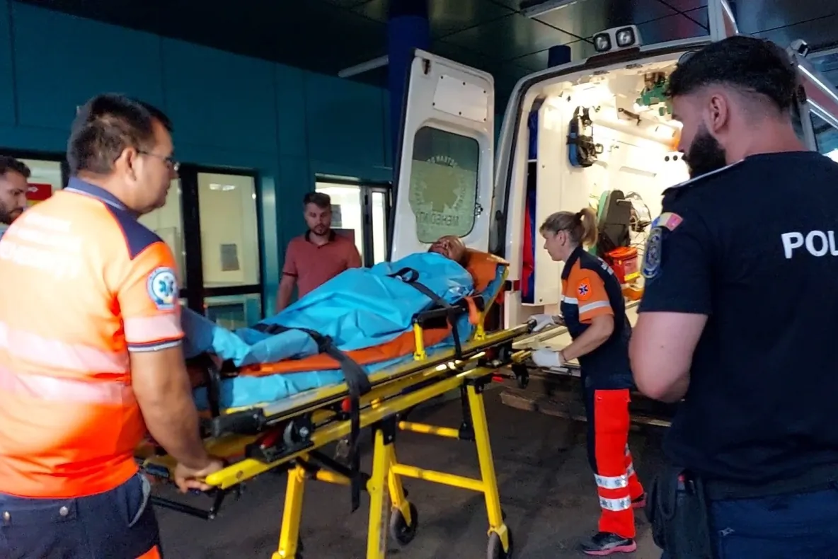 Un tânăr și-a dat foc în fața unui spital din Timișoara. Ce l-a împins la decizia necugetată VIDEO