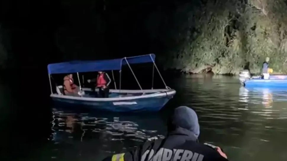 NEREGULI GRAVE după accidentul naval din Delta Dunării soldat cu 4 morți: barca avea mai mulți pasageri decât prevedea limita