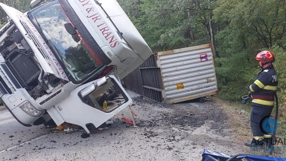 Tragedie în Gorj: un șofer a murit strivit de remorca unui TIR - VIDEO