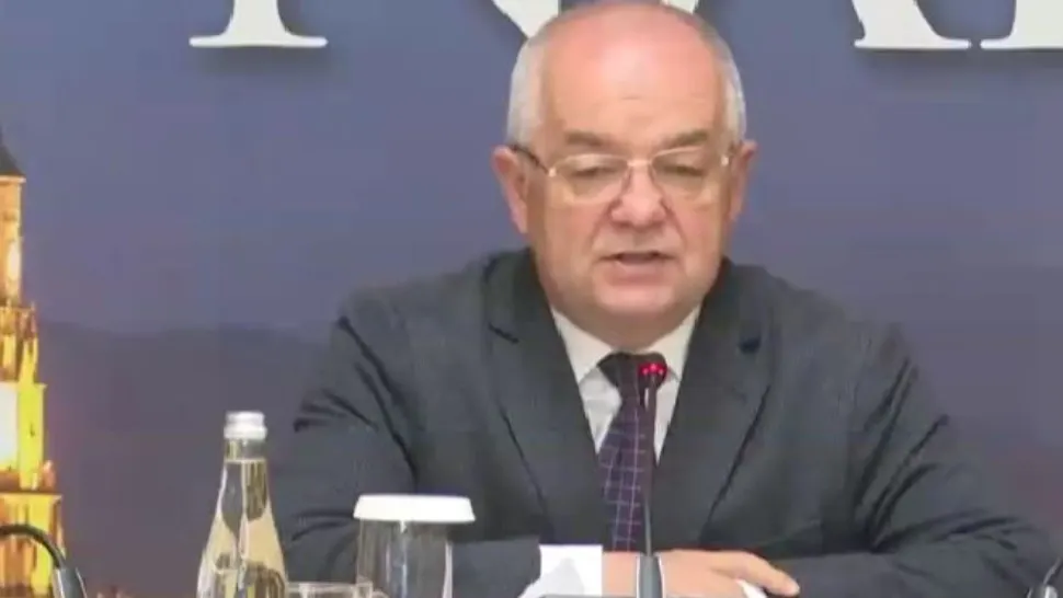 Austeritate a la Cluj. Boc dă SPOR de obezitate angajaților din primării