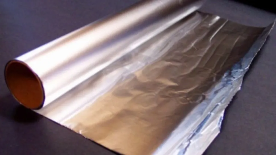 Trei motive prentru care nu trebuie să folosești folia de aluminiu. Medicul Adina Alberts trage un semnal de alarmă 
