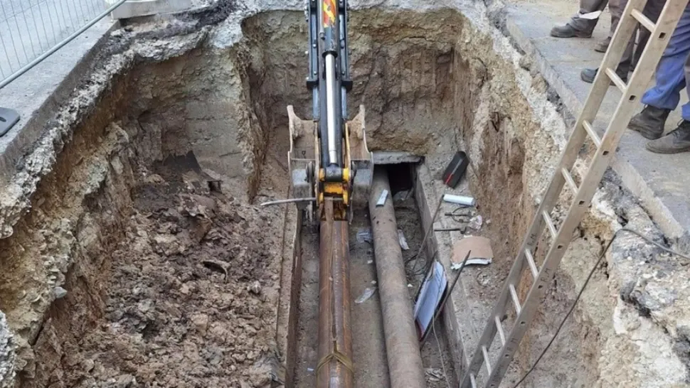 Aproximativ 700 de blocuri din București rămân fără apă caldă! Termoenergetica efectuează noi lucrări de reparații