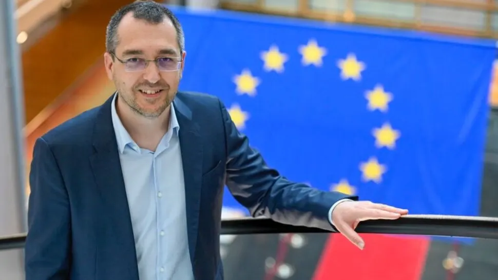 Tupeu de rezist! Vlad Voiculescu dă vina pe greaua moștenire. Fostul ministru se victimizează după ce a dus țara de râpă 