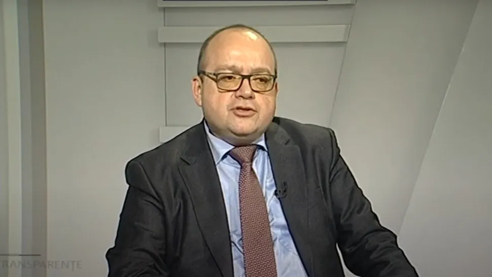 O nouă surprinză pe lista scurtă pentru șefia SRI. Cine este Valentin Naumescu, omul pe care Nicușor Dan l-ar dori în fruntea serviciilor - SURSE 