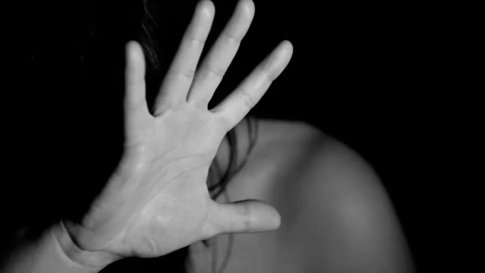 Alertă în Bistrița Năsăud. Un psihopat a fugit din spital ca să omoare o tânără de care era obsedat 
