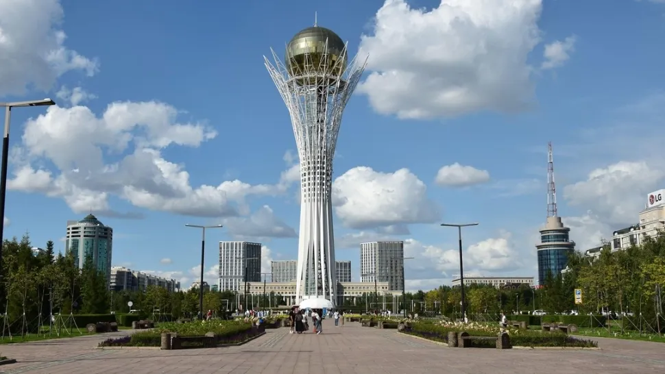 O fostă republică sovietică este pe cale să depășească Rusia la PIB pe cap de locuitor. Crește într-un an cât alții în zece