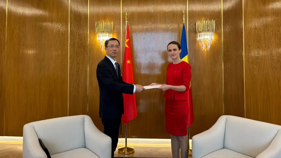 Diplomație cu două fețe! Țoiu îl primește pe ambasadorul Chinei, după ce a sancționat vizitele a doi foști premieri români la Beijing