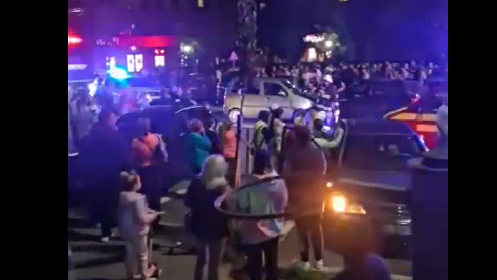 Bărbat mort, după un accident teribil la Hunedoara: trei mașini au fost implicate. Imagini dramatice VIDEO