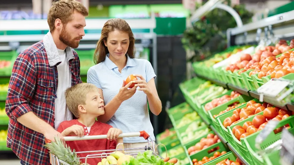 Lista alimentelor pentru care am putea plăti mai mult din toamnă. Eliminarea plafonării prețului îi va lăsa pe români cu portofelul gol