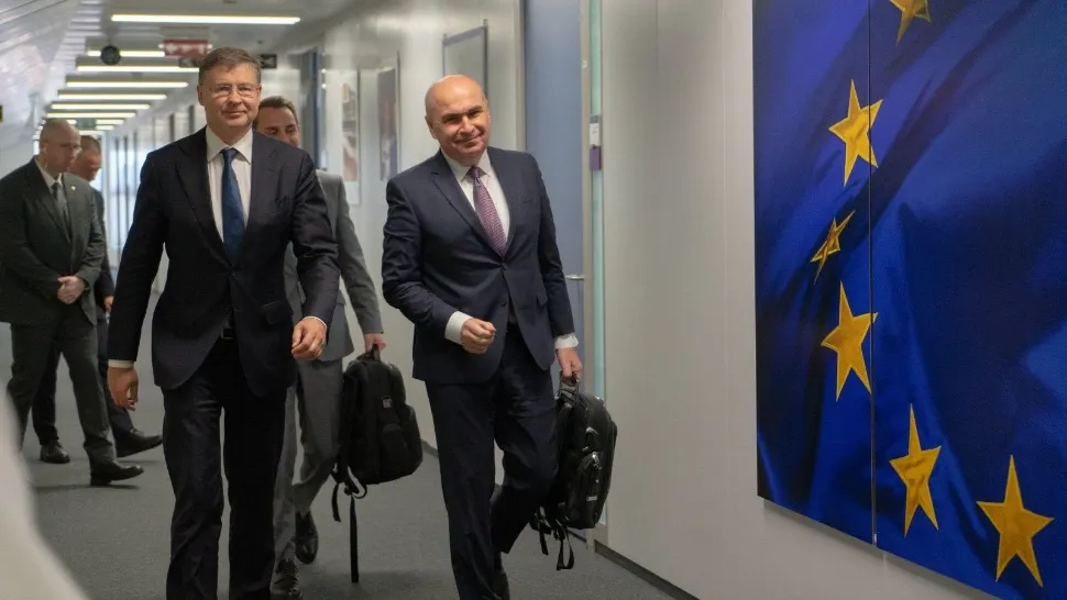 Cu cine se întâlnește Ilie Bolojan, astfel încât n-a avut timp să răspundă întrebărilor în Parlament?